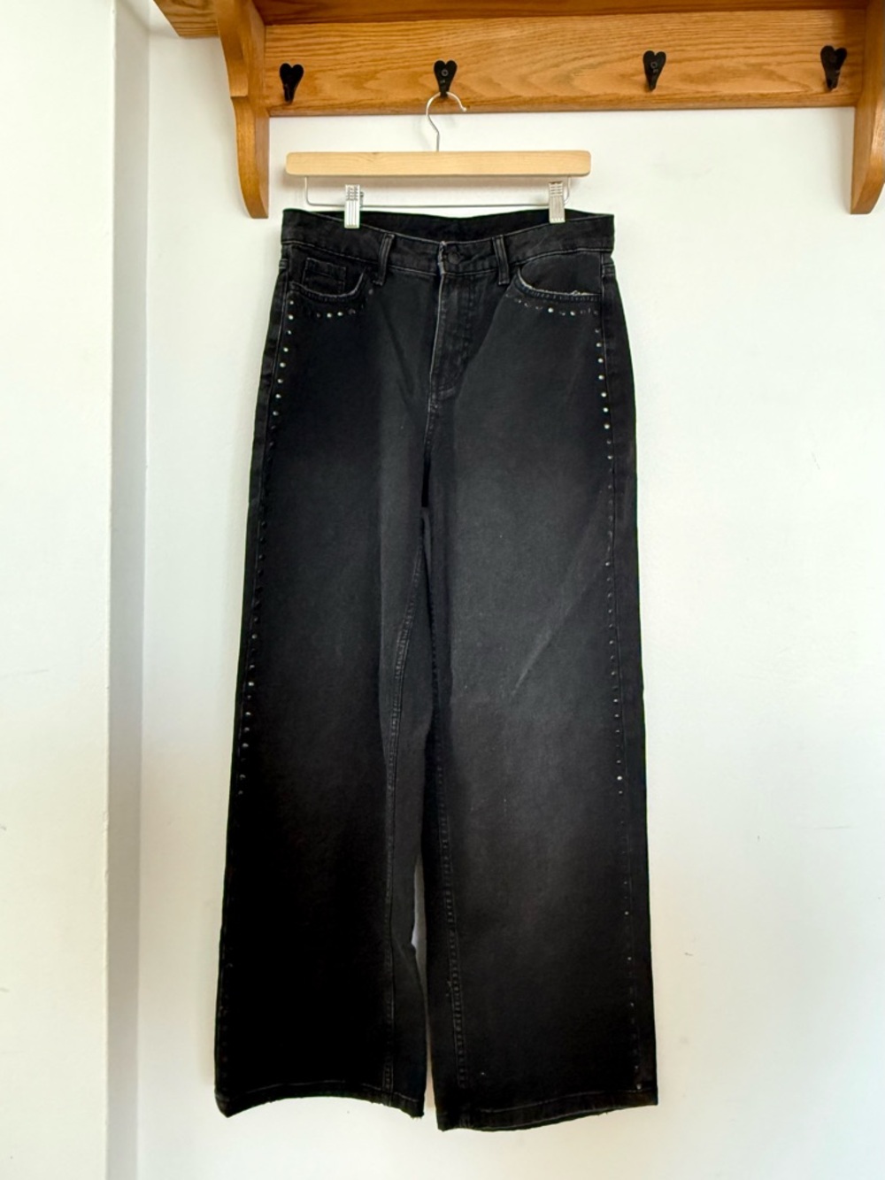 Black Wide-Leg Studded Women's Jeans